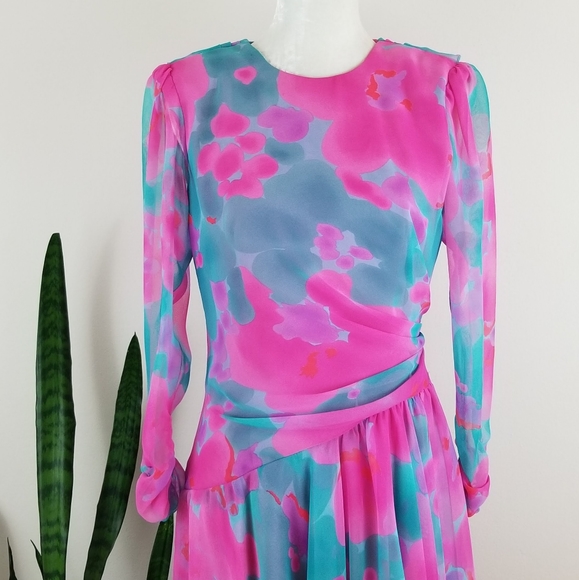 VTG 70s Miss Elliette Watercolor Chiffon Dress - Picture 10 of 14